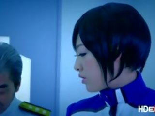 Japonais spacewoman obtient une bukake baise